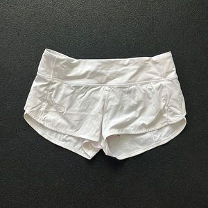 LuluLemon Speed Up short. 2.5 inseam
